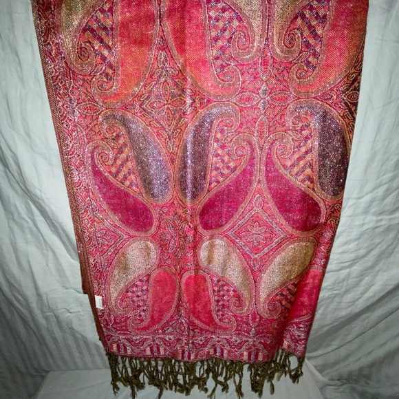 Pashmina - Picture 3 of 7